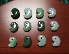 Special price aventurine magatama pendant beads